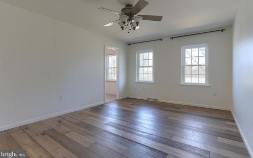 850 Zermatt Dr, Hummelstown PA  17036-9706 exterior