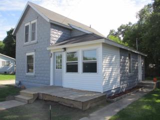 123 High St, Middlevle, MI 49333-9466