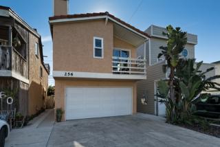 256 Rossmore Dr, Oxnard, CA 93035-4463