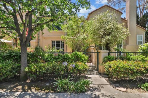 1229 Jamaica Ln, Oxnard, CA 93030-6776