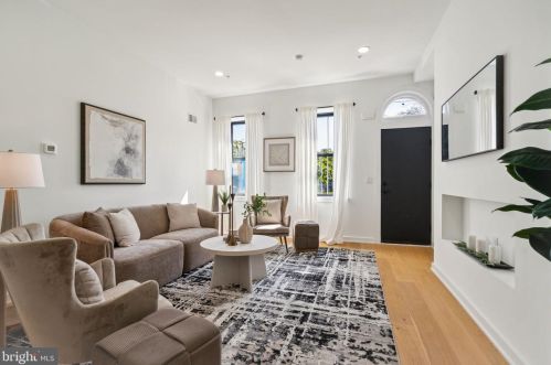 761 Cleveland St, Philadelphia PA 19146-2909 exterior