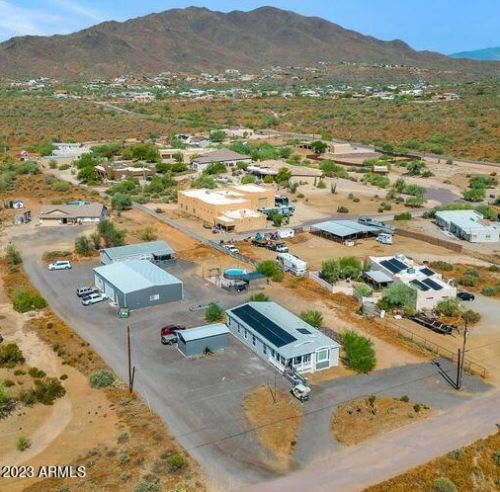 42330 3rd St, Phoenix, AZ 85086-7401