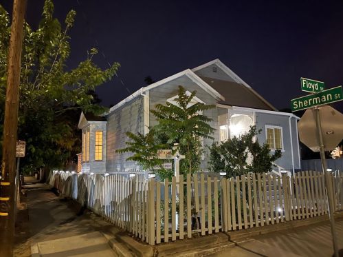 54 Floyd St, San Jose, CA 95110-3403