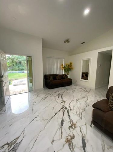 181 7 St, Naples FL 34117-2126 exterior