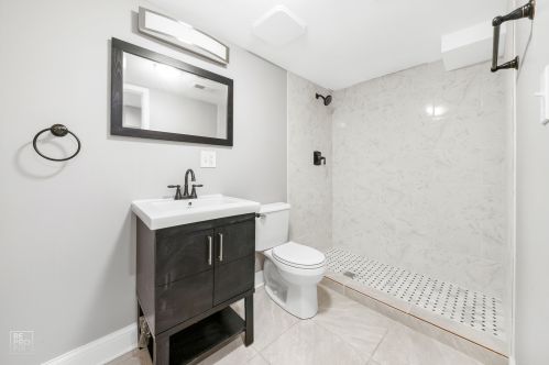 8428 Sangamon St, Chicago IL 60620-3211 exterior