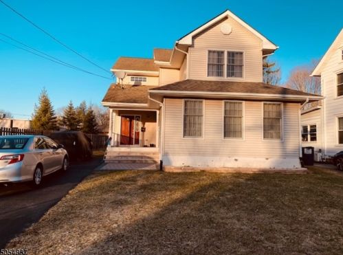 617 Madison St, Hackettstown, NJ 07840-2209