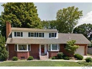 1562 Bayberry Ln, Bethlehem, PA 18018-1505