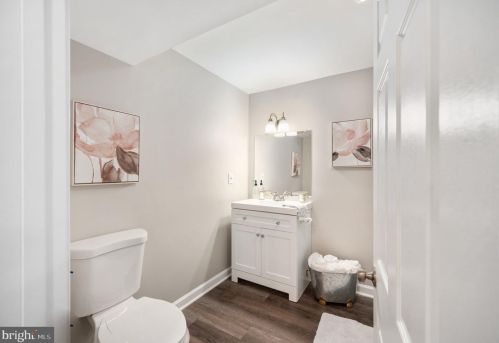 5710 Larpin Ln, Alexandria VA 22310-1249 exterior