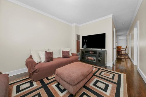 2943 Fairfield Ave, Chicago IL 60625-2719 exterior