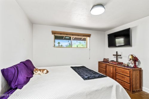 4327 Timrod St, Tucson AZ 85711-4252 exterior