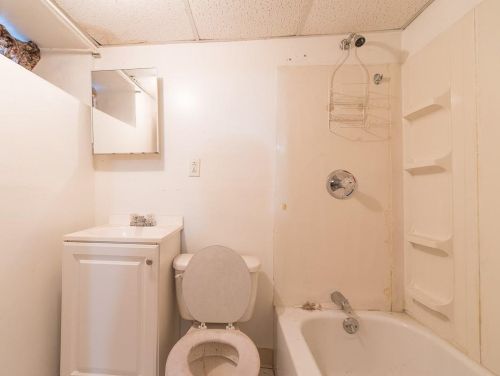 149 Laban St, Providence RI 02909-4424 exterior