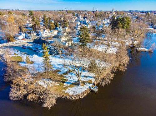 1030 2 St, Watertown WI 53094-6432 exterior