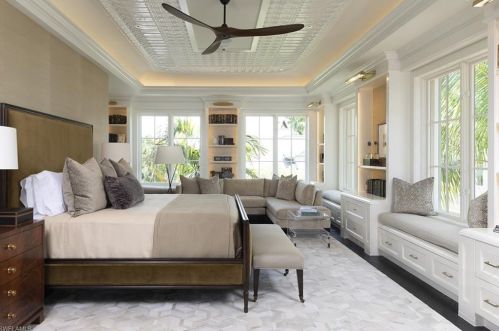 3675 Gordon Dr, Naples FL 34102-7961 exterior