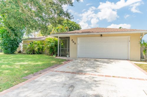 265 Walters Ter, Fort Pierce, FL 34983-3732