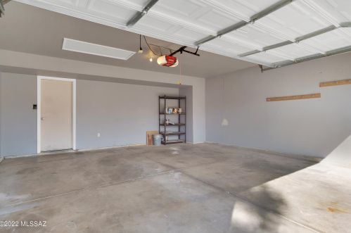 9401 Albatross Dr, Tucson AZ 85742-5126 exterior