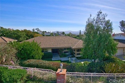 1237 Miramar Dr, Fullerton, CA 92831-2038