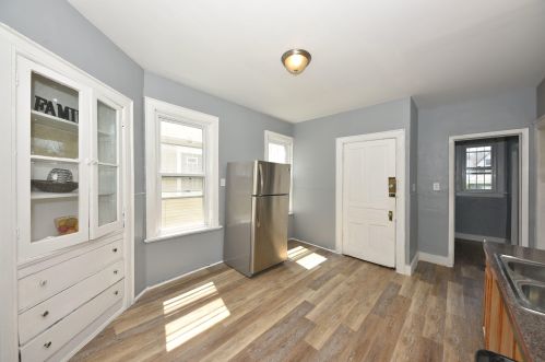 3257 Booth St, Milwaukee WI 53212-2135 exterior