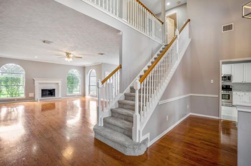 8318 Malardcrest Dr, Humble, TX 77346-8108