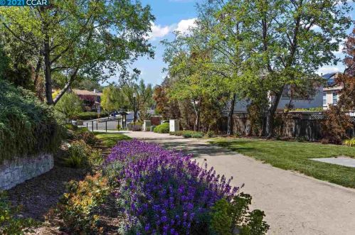 1230 Mountain Side Ct, Concord CA 94521-5508 exterior