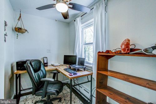 1404 Kepler Rd, Pottstown PA 19464-2107 exterior