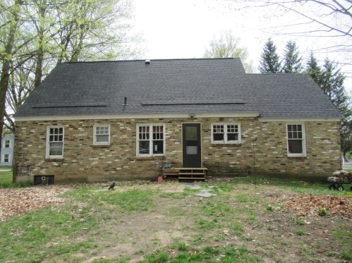 405 Water St, Cassopolis, MI 49031-1333