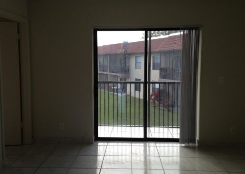 21915 Lake Forest Cir, Boca Raton FL  33433-3333 exterior