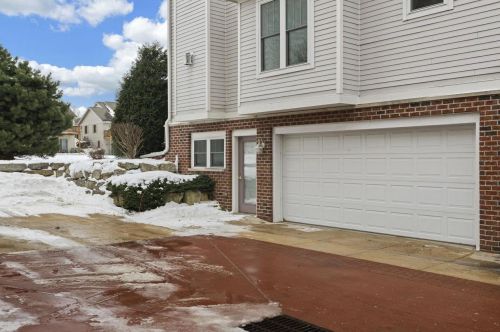 3929 Maple Grove Dr, Madison WI  53719-1842 exterior