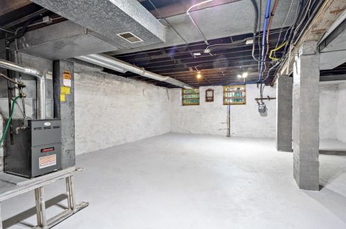 2122 Nebraska Ave, Saint Louis MO 63118-1326 exterior