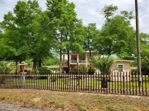 62 Tchaikovsky Cir, Defuniak Springs, FL 32433-5234