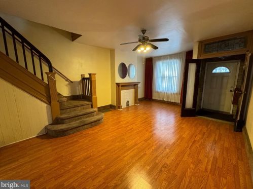 607 56th St, Philadelphia, PA 19143-2523