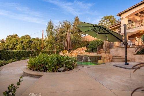 1241 Valencia Mesa Dr, Fullerton CA 92833-2220 exterior