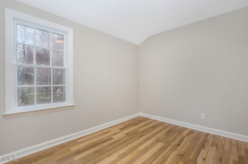 2113 Norman Ave, Meskegon MI  49441-3461 exterior