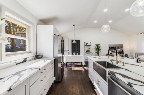 2264 Baker Rd, Atlanta GA 30318-6221 exterior