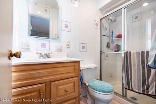 426 Frank Applegate Rd, Jackson Twp NJ 08527-2454 exterior