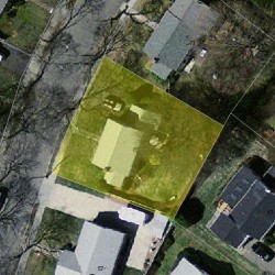 65 Fessenden St, Newton MA 02460-1119 aerial view