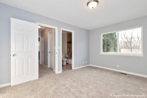 2317 Aspen Dr, Bull Valley IL 60098-6906 exterior