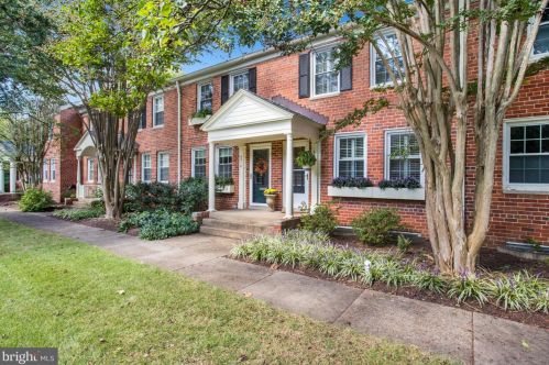 6508 10th St, Alexandria, VA 22307-6501