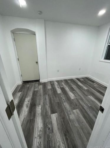 566 East St, New Britain CT  06051-2456 exterior