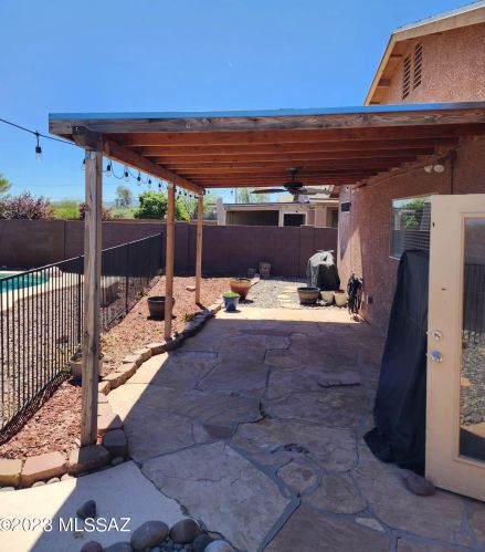 5653 Ballantry Dr, Tucson AZ  85746-1397 exterior