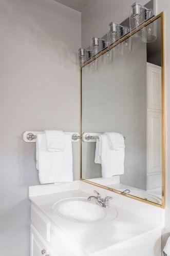 3315 Bridle Path, Austin TX 78703-2605 exterior