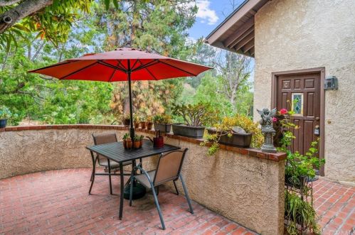 1307 Shadow Ln, Fullerton CA  92831-1869 exterior