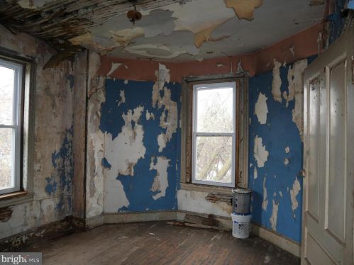 3311 16th St, Philadelphia PA  19140-4902 exterior