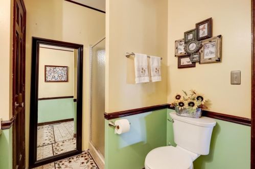 1702 Rose Farm Rd, Bull Valley IL 60098-9564 exterior