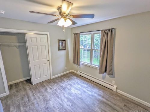 1889 Upper Maple St, Killingly CT 06241-1513 exterior