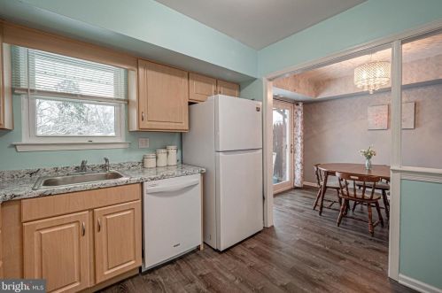 4 Orch Ct, Limerick PA 19468-2902 exterior