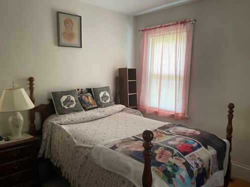 28 Circuit Ave, Worcester MA 01603-2159 exterior