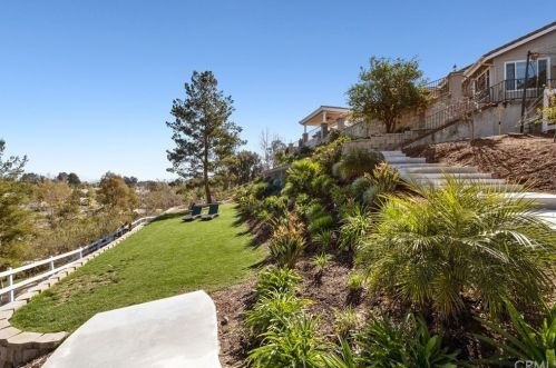 31030 Avenida Del Reposo, Temecula CA 92591-1716 exterior