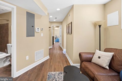 616 M St, Washington DC 20002-3425 exterior