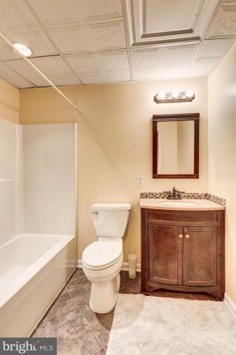 100 Columbus Ave, Littlestown PA 17340-1569 exterior