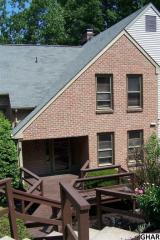 1103 Limerick Ct, Hummelstown PA  17036-9024 exterior